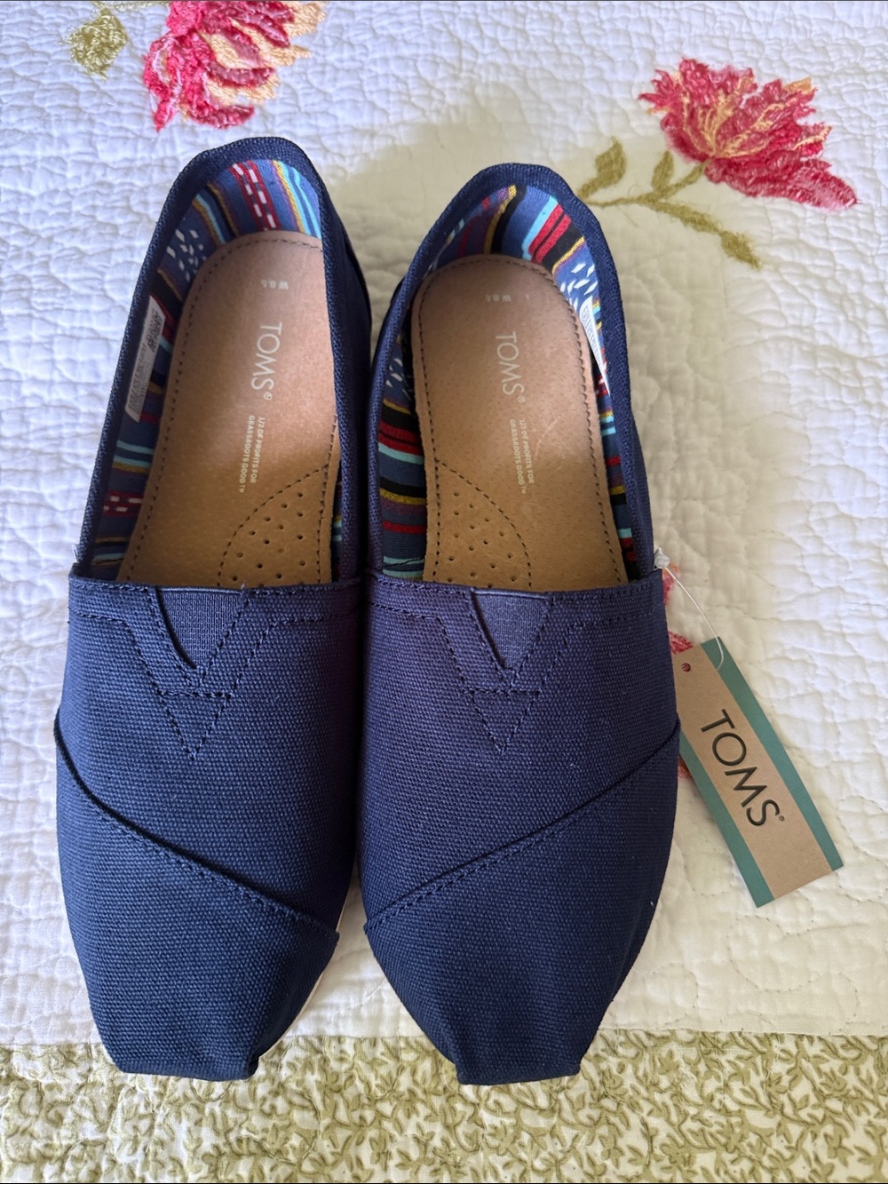 Toms Navy Canvas Women's Classic Slip-Ons